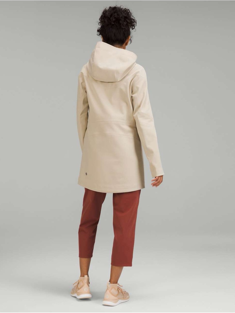 Lululemon RepelShell Rain Jacket (mint condition) - Picture 2 of 13